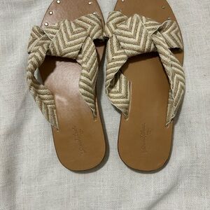 Women's Tan Sandals
